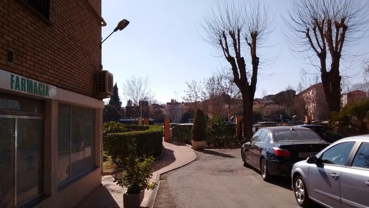 Apartamento "La Bombilla" Lägenhet Madrid Exteriör bild
